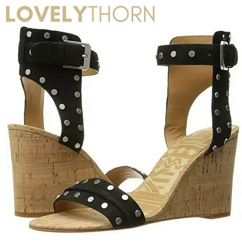 DOLCE VITA // dante nubuck studded wedge sandal